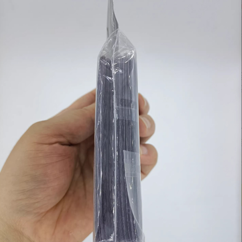 Heiße Bandai Offizielle One Pi – Collector Card Sleeve Bewertung und Preis