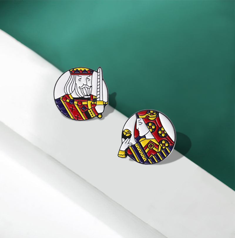 Spielkarten Emaille Pins Custo – Themed Playing Card Bewertung und Preis