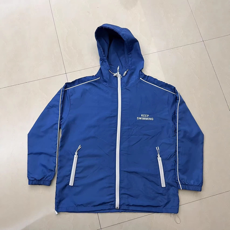 Kpop Keep Swimming Print Reißv – Windbreaker Anime Merchandise Bewertung und Preis